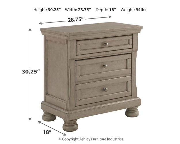 Lettner California King Panel Bed with Mirrored Dresser and 2 Nightstands